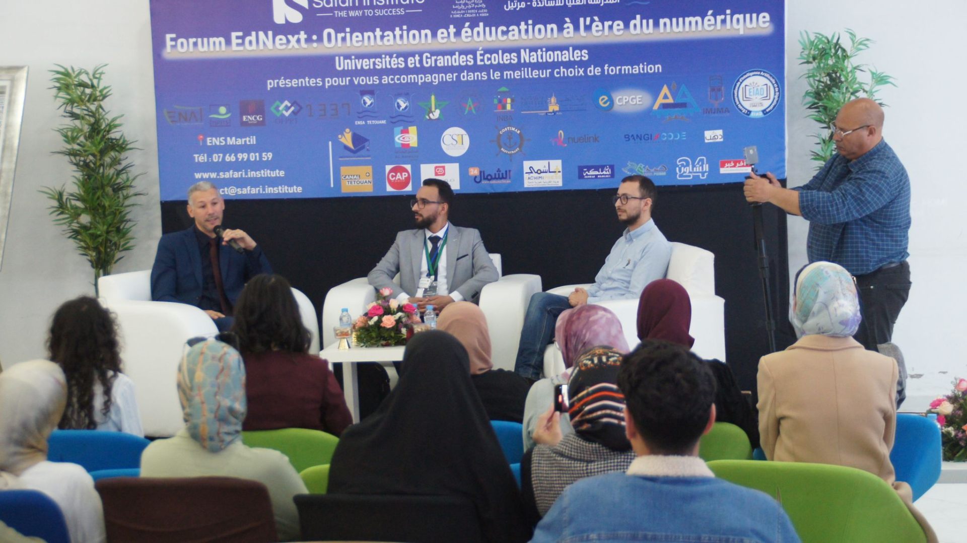 Discussion en panel avec les experts